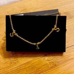 Benevolence LA “SIS” Necklace - 14K Gold Plated